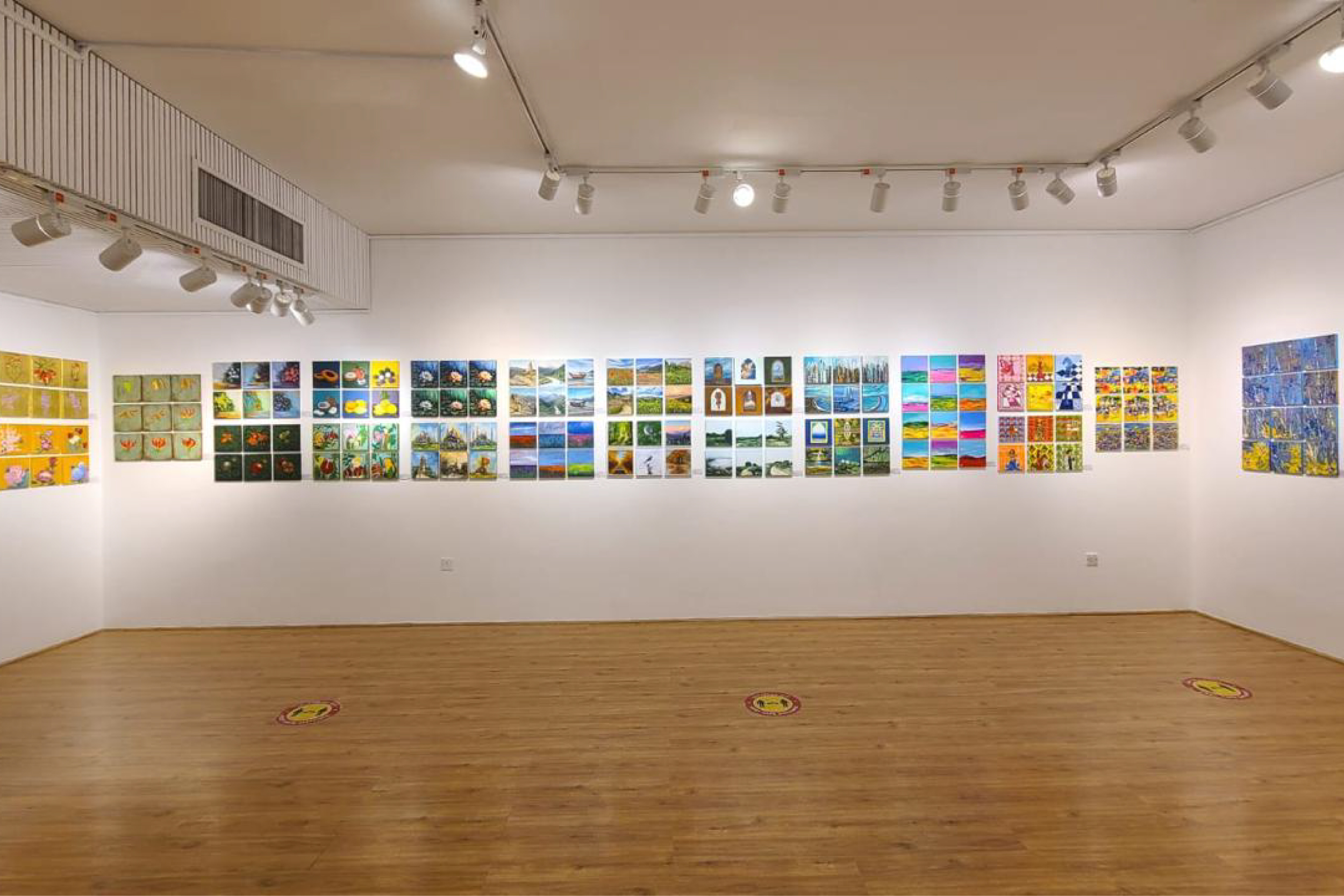 DUBAI INTERNATIONAL ART CENTER - LARGEST SMALL CANVAS ART EXHIBITION